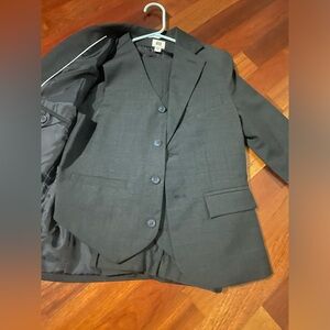 Matching navy  vest pants and jacket 
Janie and Jack like new